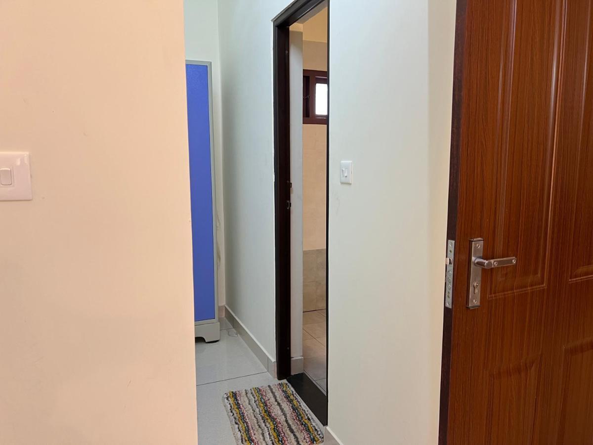 Pullad Villa Aranmula Exteriör bild